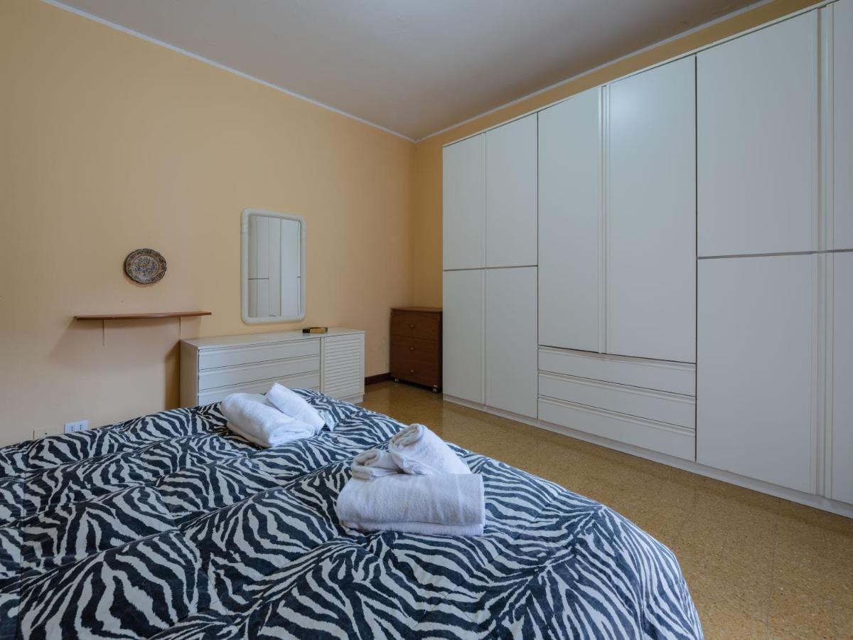Casa Di Maty - Cozy Apartment With Balcony Специя Екстериор снимка