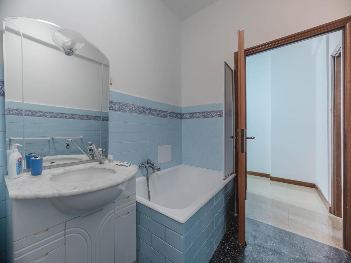 Casa Di Maty - Cozy Apartment With Balcony Специя Екстериор снимка
