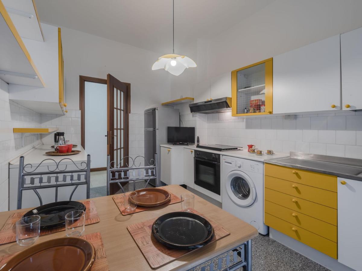 Casa Di Maty - Cozy Apartment With Balcony Специя Екстериор снимка